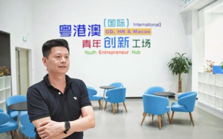 卢志强 狮城人的羊城日记